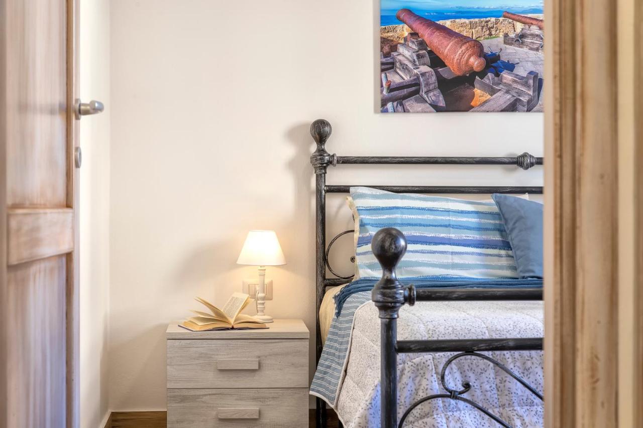 Pufferfish Apartment With Private Terrace 알게로 외부 사진