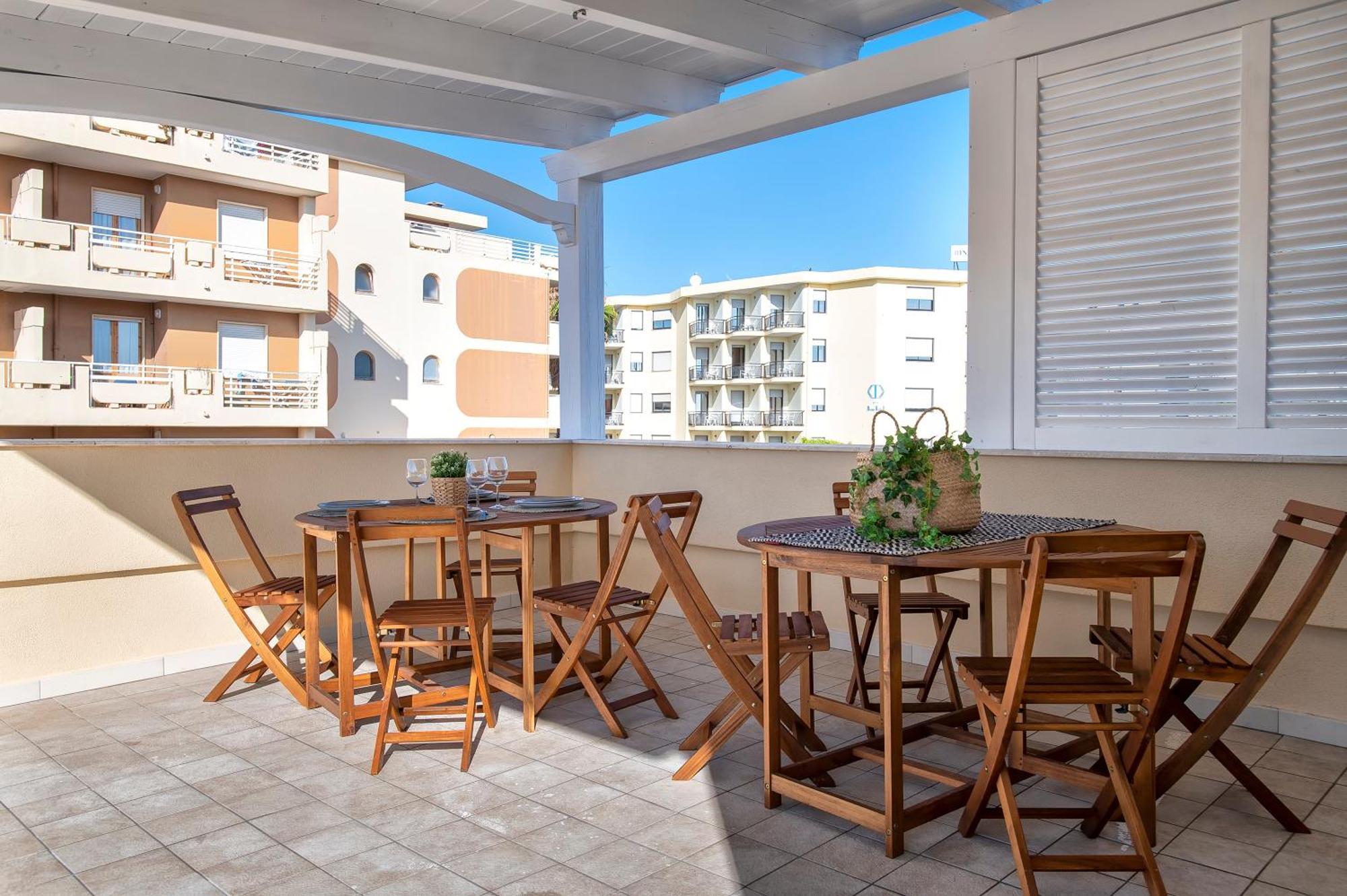 Pufferfish Apartment With Private Terrace 알게로 외부 사진